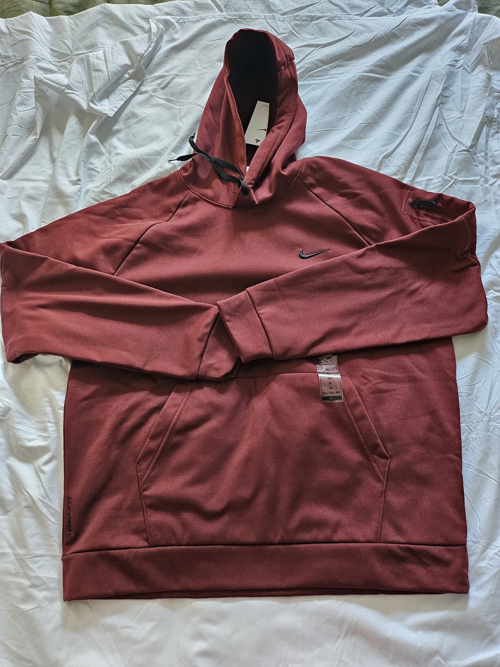 Nike Men's Maroon Pullover Hoodie